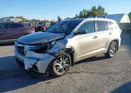 2014 TOYOTA highlander xle