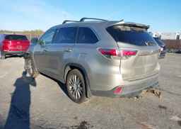 2014 TOYOTA highlander xle