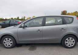 2011 HYUNDAI ELANTRA TOURING GL
