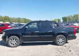 2013 CHEVROLET AVALANCHE