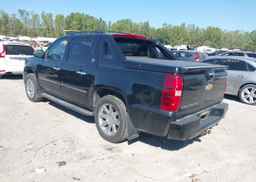 2013 CHEVROLET AVALANCHE