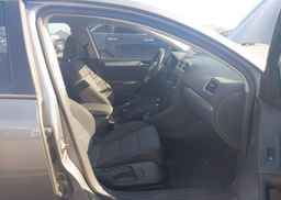 2012 VOLKSWAGEN GOLF 2.5L COMFORTLINE