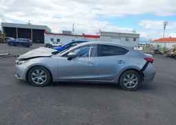 2015 MAZDA MAZDA3 GS