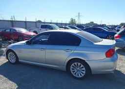 2009 BMW 323 I