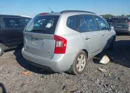 2008 KIA RONDO