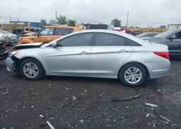 2012 HYUNDAI SONATA GLS