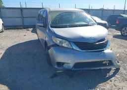 2012 TOYOTA SIENNA