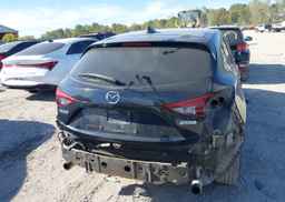 2018 MAZDA MAZDA3 GT