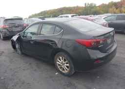 2017 MAZDA MAZDA3