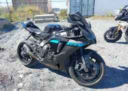 2024 YAMAHA YZF R1