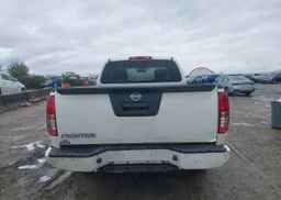 2019 NISSAN Frontier s
