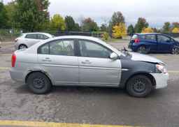 2010 HYUNDAI ACCENT