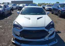 2013 HYUNDAI GENESIS