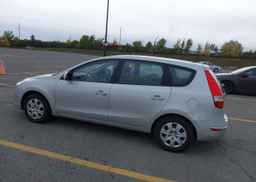 2011 HYUNDAI ELANTRA