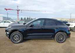 2018 PORSCHE MACAN SPORT EDITION