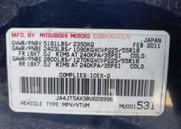 2011 MITSUBISHI OUTLANDER XLS