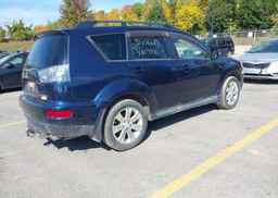 2011 MITSUBISHI OUTLANDER XLS