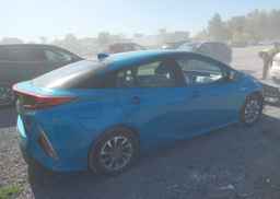 2022 TOYOTA PRIUS PRIME LE