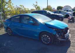 2022 TOYOTA PRIUS PRIME LE
