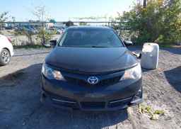 2014 TOYOTA CAMRY HYBRID SE