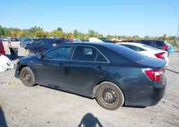 2014 TOYOTA CAMRY HYBRID SE