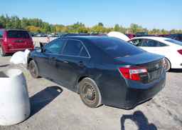 2014 TOYOTA CAMRY HYBRID SE