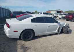2013 DODGE CHARGER