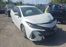 2020 TOYOTA PRIUS
