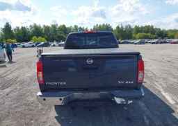 2016 NISSAN FRONTIER SL