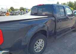 2016 NISSAN FRONTIER SL