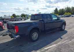 2016 NISSAN FRONTIER SL