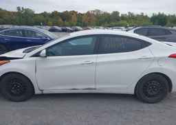 2013 HYUNDAI ELANTRA GL