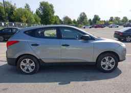 2012 HYUNDAI TUCSON GL