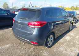 2014 KIA RONDO