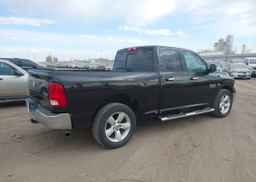 2015 RAM 1500 SLT