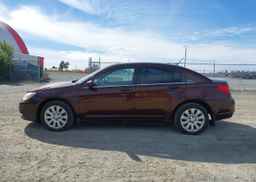 2013 CHRYSLER 200 LX