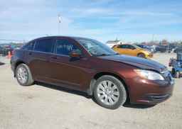 2013 CHRYSLER 200 LX