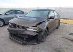 2013 VOLKSWAGEN JETTA SE