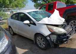 2013 KIA RIO EX