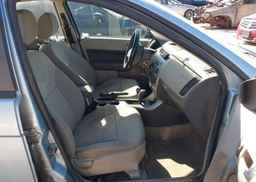 2009 FORD FOCUS SE