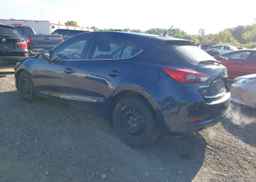 2017 MAZDA MAZDA3 GS