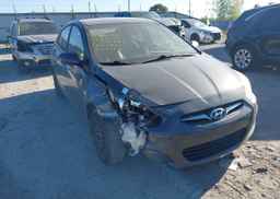 2013 HYUNDAI ACCENT GL