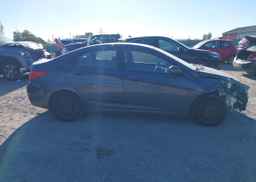 2013 HYUNDAI ACCENT GL