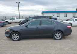 2009 TOYOTA CAMRY SE