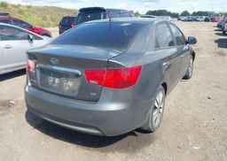 2013 KIA FORTE 2.0L EX