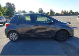 2013 TOYOTA YARIS LE