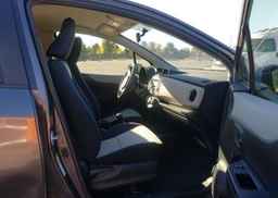 2013 TOYOTA YARIS LE