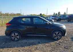 2019 NISSAN KICKS S