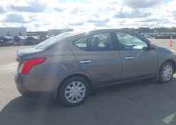 2012 NISSAN VERSA