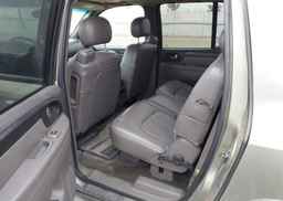 2004 GMC ENVOY XUV SLE